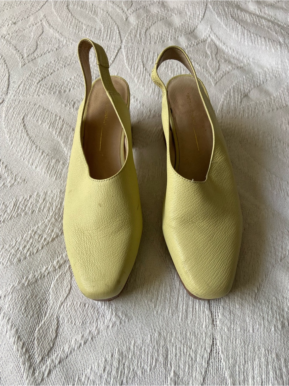 INTENTIONALLY BLANK Pale Yellow Slingback Block Heel Sandals - Picture 3 of 4